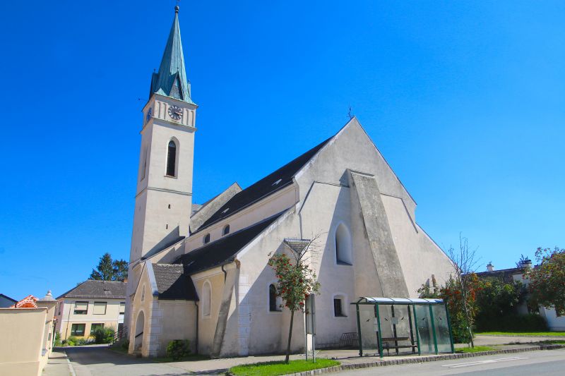Pfarrkirche Guntersdorf Nordwestfront - ©Alexander Szep